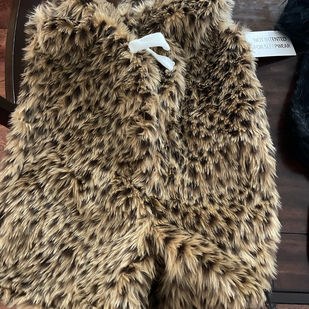 Brand new toddler caveman costume. Only tried on never worn